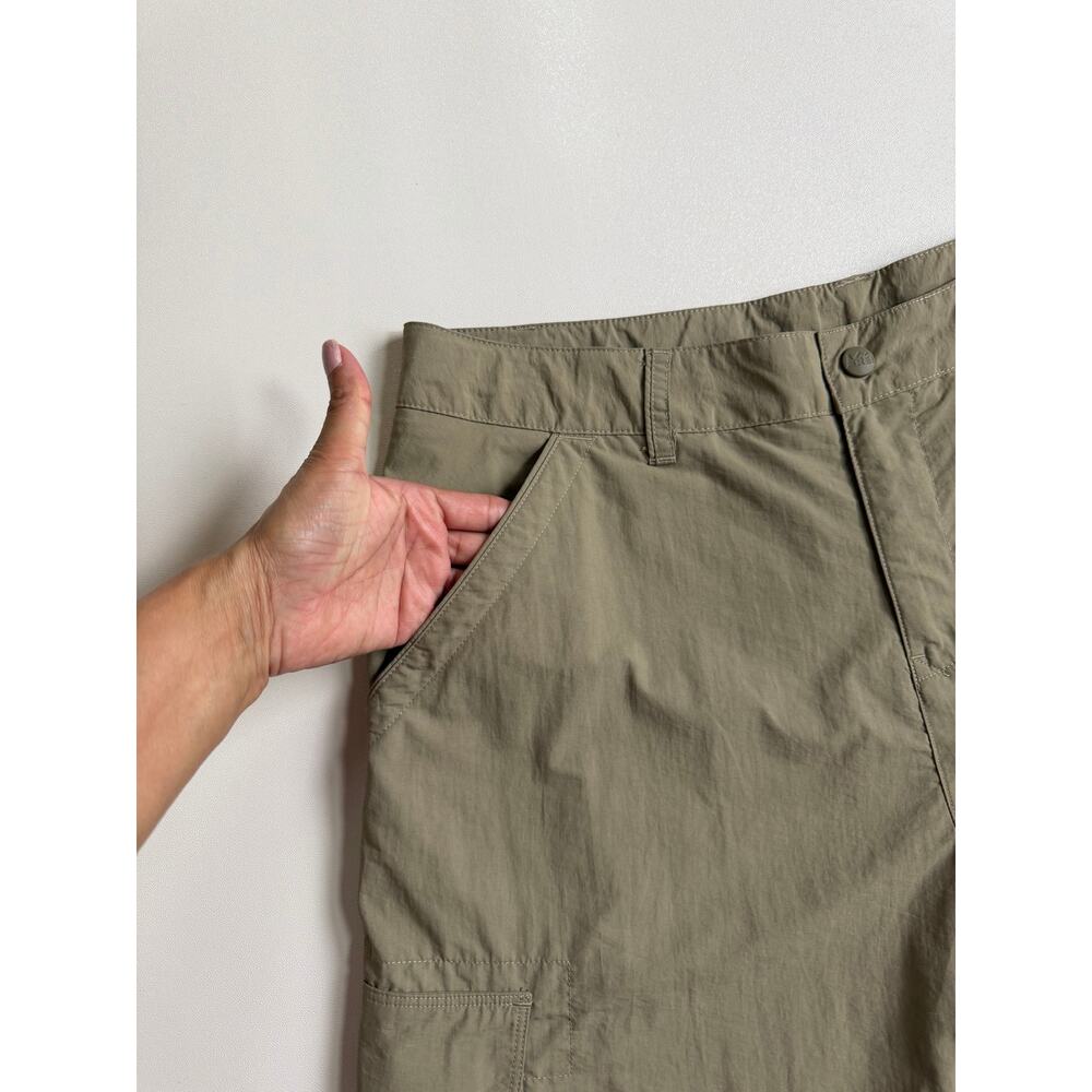 REI Co-op Women's Beige Sahara Cargo Hiking Bermuda Shorts Size 12 - Picture 2 of 13